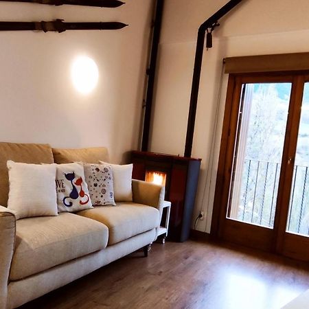 Apartamentsaloriaburg Farrera 外观 照片