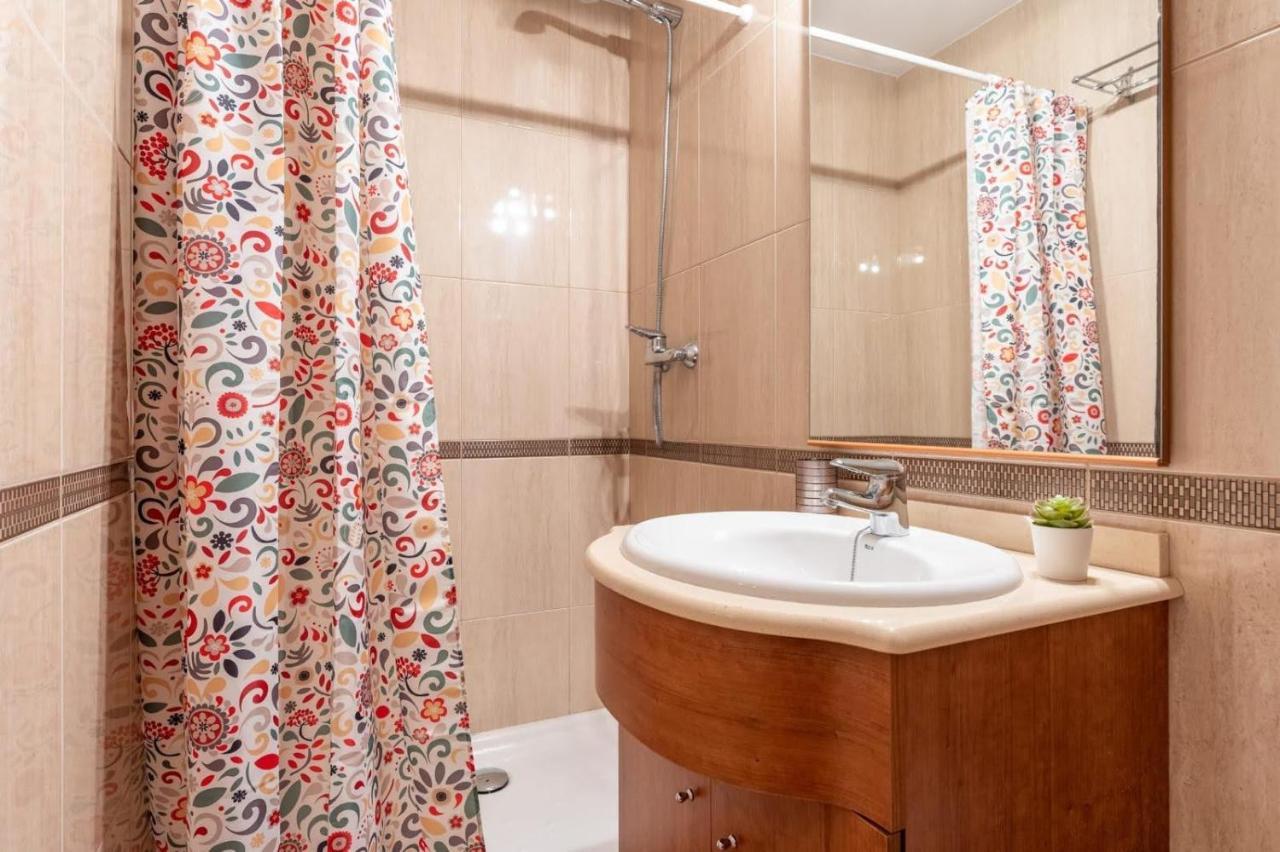 Apartamentsaloriaburg Farrera 外观 照片