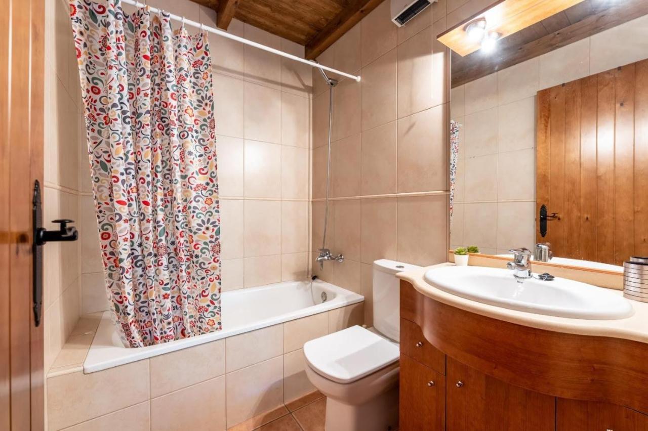 Apartamentsaloriaburg Farrera 外观 照片