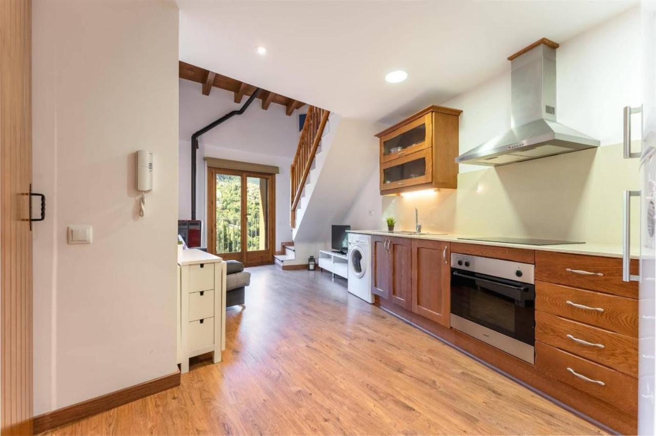 Apartamentsaloriaburg Farrera 外观 照片