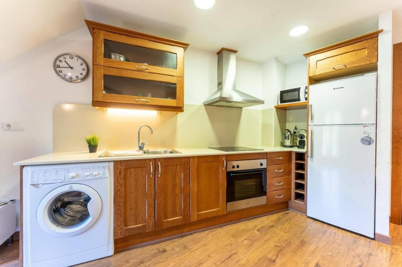 Apartamentsaloriaburg Farrera 外观 照片
