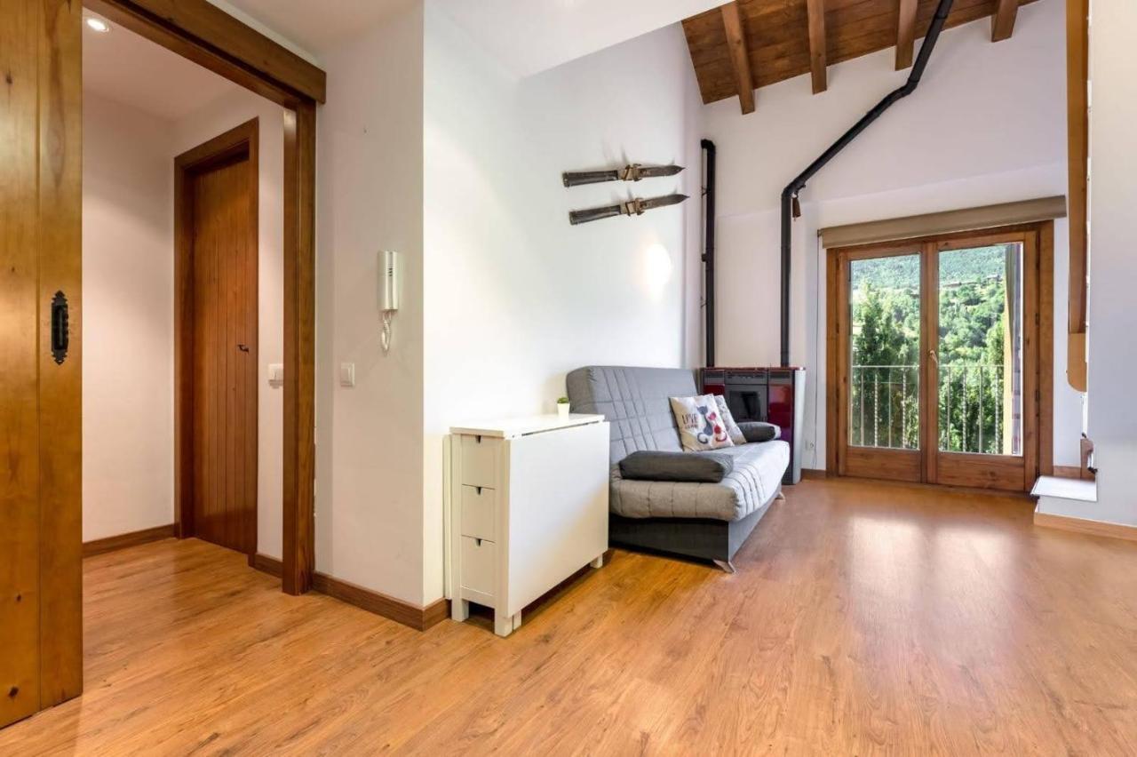 Apartamentsaloriaburg Farrera 外观 照片