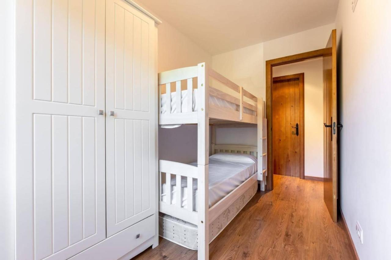 Apartamentsaloriaburg Farrera 外观 照片